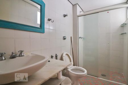Banheiro de apartamento à venda com 1 quarto, 72m² em Jardim Paulista, São Paulo