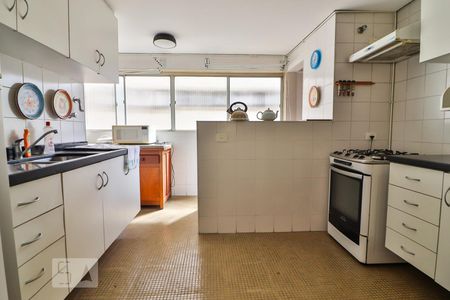 Cozinha de apartamento à venda com 1 quarto, 72m² em Jardim Paulista, São Paulo