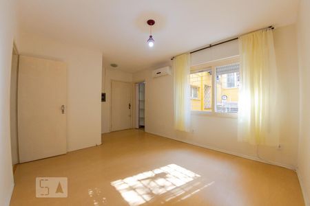 Sala de apartamento para alugar com 2 quartos, 69m² em Rio Branco, Porto Alegre