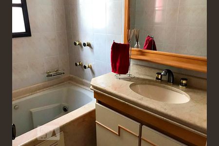 Banheiro do Quarto Suíte de apartamento à venda com 2 quartos, 104m² em Vila Sao Joao, São Bernardo do Campo