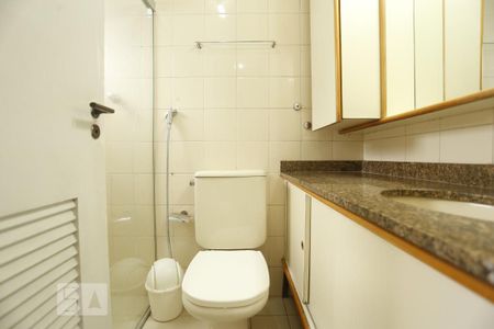 Banheiro de apartamento para alugar com 1 quarto, 34m² em Campos Elíseos, São Paulo