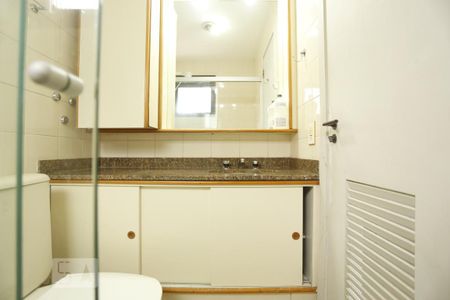 Banheiro de apartamento para alugar com 1 quarto, 34m² em Campos Elíseos, São Paulo