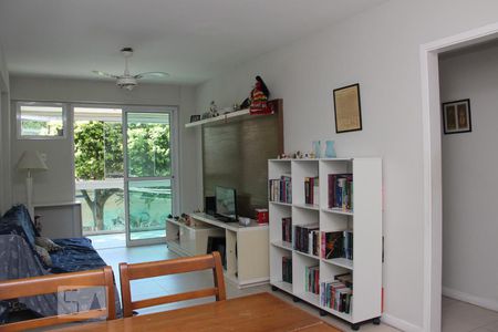 sala de apartamento para alugar com 3 quartos, 107m² em Tijuca, Rio de Janeiro