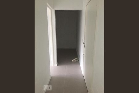 Corredor de apartamento à venda com 1 quarto, 40m² em Partenon, Porto Alegre