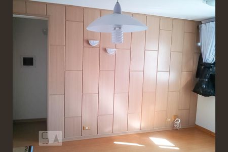 Sala de apartamento à venda com 2 quartos, 71m² em Vila Paulista, São Paulo