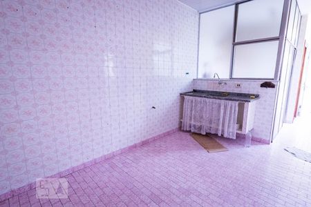 Cozinha de casa para alugar com 1 quarto, 60m² em Chácara Mafalda, São Paulo