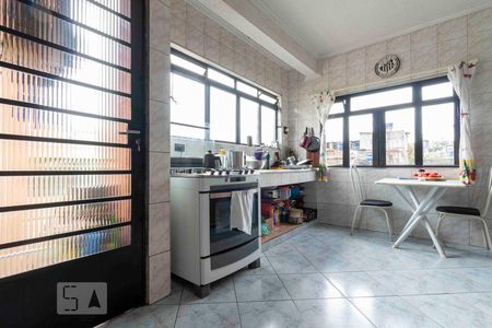 Cozinha  de casa à venda com 3 quartos, 310m² em Vila Corberi, São Paulo