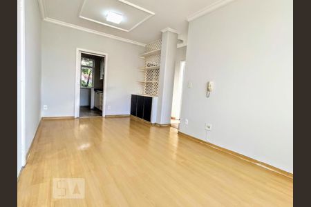 Sala de apartamento à venda com 2 quartos, 60m² em Anchieta, Belo Horizonte