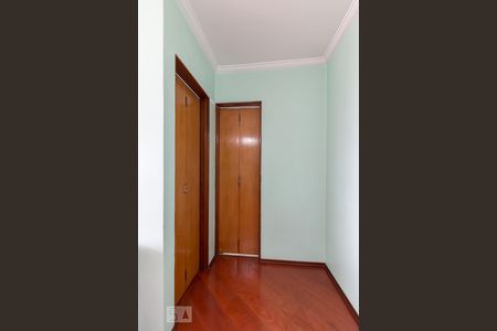 Quarto e banheiro de apartamento para alugar com 1 quarto, 55m² em Gopoúva, Guarulhos