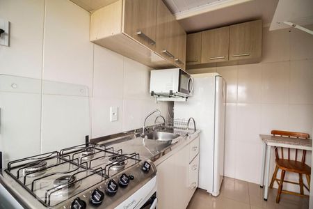 Cozinha de apartamento à venda com 1 quarto, 32m² em Vila Nova, Porto Alegre