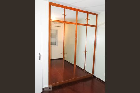 Suíte de apartamento para alugar com 2 quartos, 70m² em Vila Mascote, São Paulo