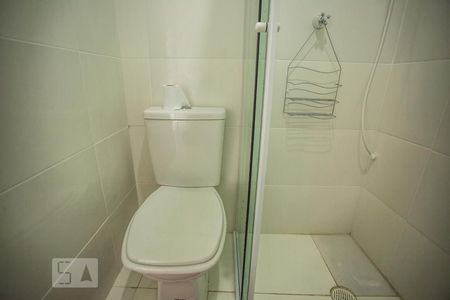 Banheiro de kitnet/studio à venda com 1 quarto, 16m² em Planalto Paulista, São Paulo