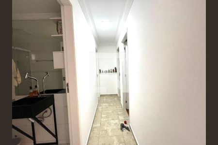 Corredor  de apartamento à venda com 3 quartos, 89m² em Vila Parque Jabaquara, São Paulo