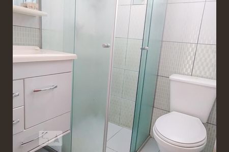 Banheiro de apartamento para alugar com 2 quartos, 48m² em Freguesia do Ó, São Paulo