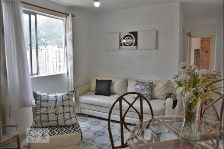 Sala de apartamento para alugar com 2 quartos, 76m² em Jacarepaguá, Rio de Janeiro