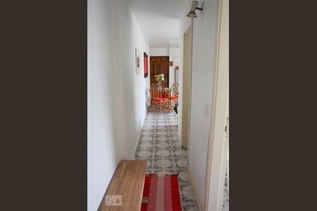 Corredor de apartamento para alugar com 2 quartos, 76m² em Jacarepaguá, Rio de Janeiro