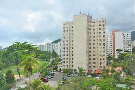 Vista da Sala de apartamento para alugar com 3 quartos, 76m² em Vargem Pequena, Rio de Janeiro