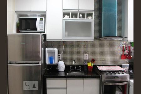 Cozinha de apartamento para alugar com 1 quarto, 28m² em Copacabana, Rio de Janeiro