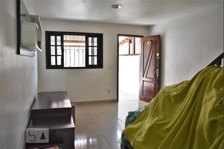 Sala de casa de condomínio à venda com 2 quartos, 82m² em Freguesia de Jacarepaguá, Rio de Janeiro