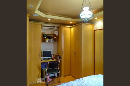 Quarto de apartamento à venda com 2 quartos, 66m² em Jaguaribe, Osasco