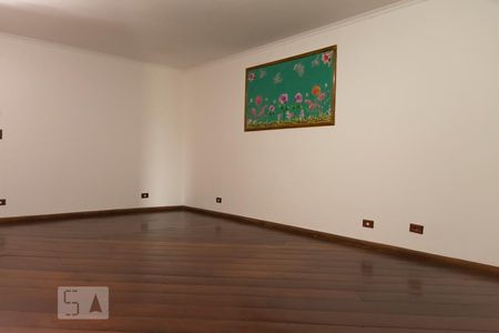 Quarto 1 de casa para alugar com 5 quartos, 500m² em Vila Ré, São Paulo