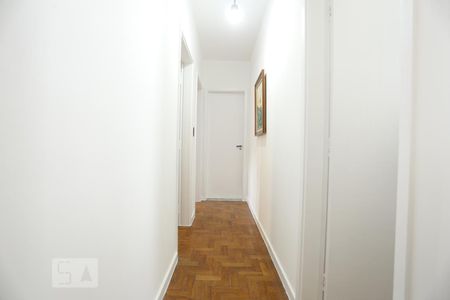 Corredor de apartamento para alugar com 2 quartos, 70m² em Vila Buarque, São Paulo