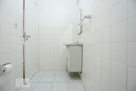 Banheiro de apartamento para alugar com 2 quartos, 70m² em Vila Buarque, São Paulo