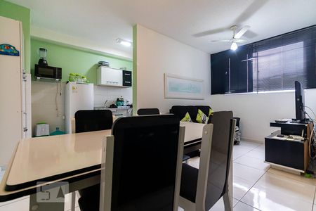 Sala de apartamento à venda com 2 quartos, 46m² em Vargem Pequena, Rio de Janeiro