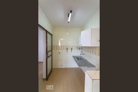 Apartamento para alugar com 3 quartos, 142m² em Santa Tereza, Belo Horizonte