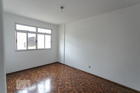 Apartamento para alugar com 3 quartos, 142m² em Santa Tereza, Belo Horizonte