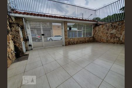 Quintal de casa à venda com 2 quartos, 180m² em Jardim Rosa de Franca, Guarulhos