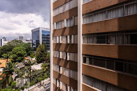 Vista de apartamento à venda com 2 quartos, 61m² em Bela Vista, São Paulo