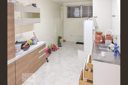 Cozinha de apartamento à venda com 2 quartos, 60m² em Moinho Velho, São Paulo