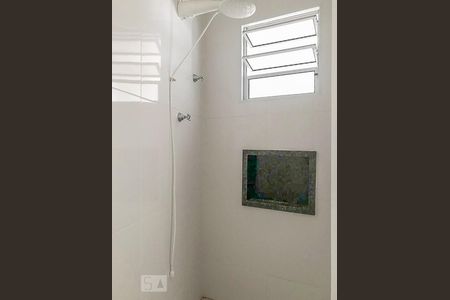 Banheiro de apartamento para alugar com 2 quartos, 50m² em Chácara Inglesa, São Paulo