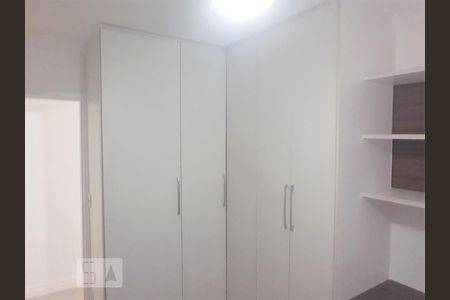 Quarto 1 de apartamento para alugar com 2 quartos, 57m² em Taquara, Rio de Janeiro