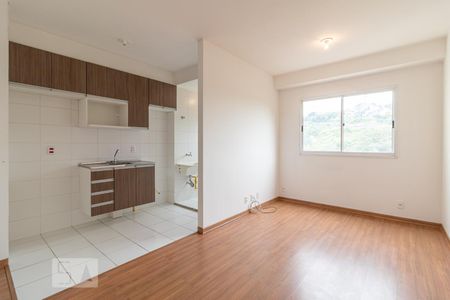 Sala de apartamento à venda com 2 quartos, 51m² em Centro, Barueri