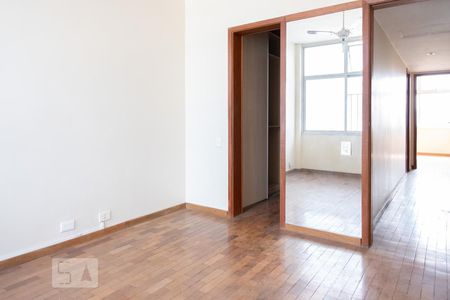 Suíte de apartamento para alugar com 3 quartos, 150m² em Tijuca, Rio de Janeiro