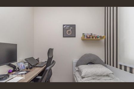 Quarto de apartamento para alugar com 3 quartos, 70m² em Santa Efigênia, Belo Horizonte