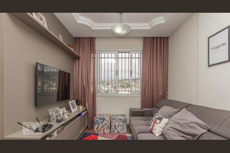 Sala de apartamento para alugar com 3 quartos, 70m² em Santa Efigênia, Belo Horizonte