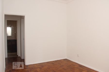 sala de apartamento para alugar com 2 quartos, 47m² em Vila Isabel, Rio de Janeiro