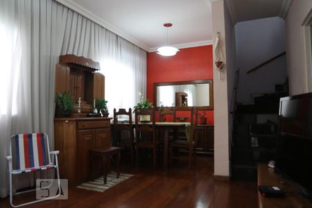 Sala de casa para alugar com 3 quartos, 90m² em Santa Mônica, Belo Horizonte