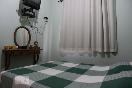 Quarto 3 de casa para alugar com 3 quartos, 90m² em Santa Mônica, Belo Horizonte