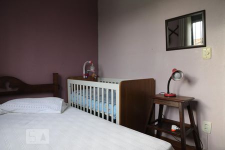 Quarto 1 de casa para alugar com 3 quartos, 90m² em Santa Mônica, Belo Horizonte