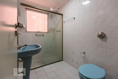 Banheiro de apartamento para alugar com 3 quartos, 120m² em Vila Buarque, São Paulo