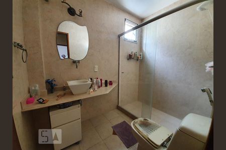 Banheiro Social de casa de condomínio à venda com 3 quartos, 167m² em Taquara, Rio de Janeiro