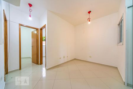 Sala de apartamento à venda com 2 quartos, 39m² em Vila Valparaíso, Santo André