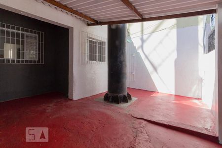 Garagem de casa à venda com 2 quartos, 65m² em Bangú, Santo André