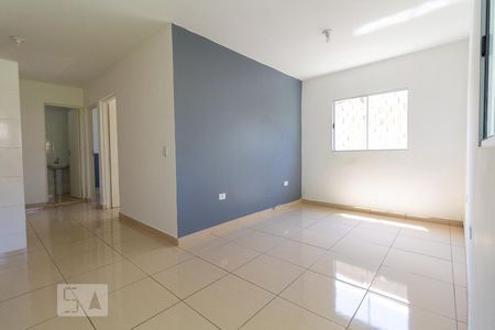 Sala de casa para alugar com 2 quartos, 40m² em Quitaúna, Osasco