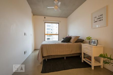 Suíte  de apartamento para alugar com 1 quarto, 75m² em Jardim das Acácias, São Paulo