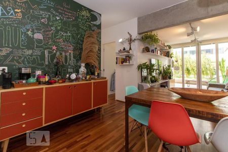 Sala de apartamento para alugar com 2 quartos, 98m² em Paraíso, São Paulo